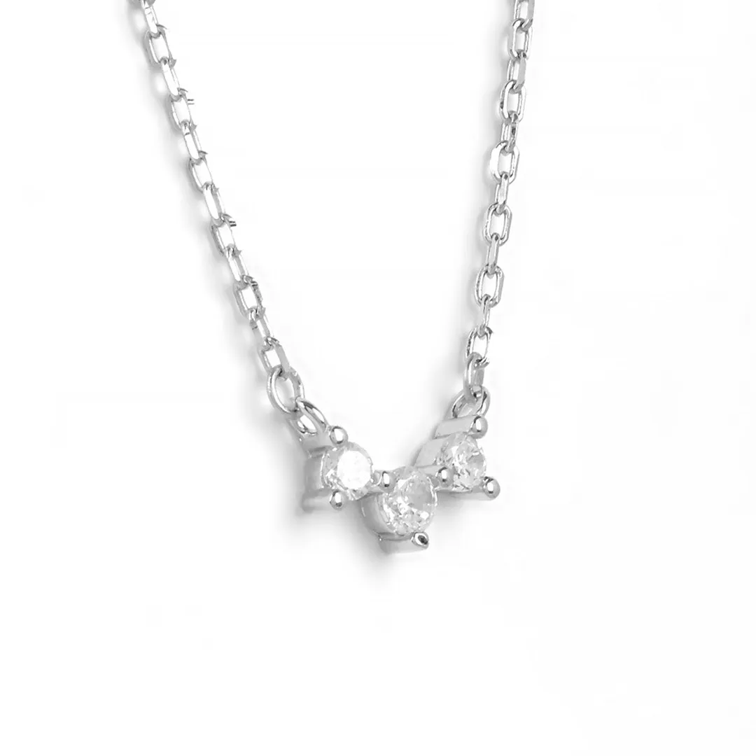 925 Sterling Silver Elegant Sparkling Chain Pendant