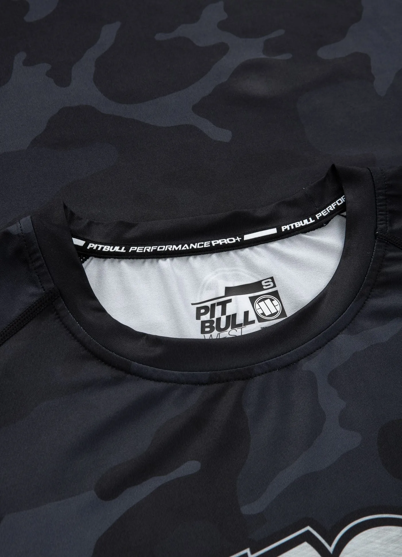 ADCC - Camo Rashguard