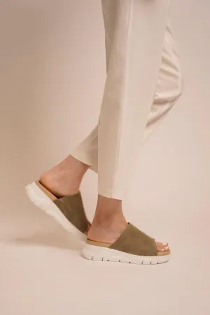 HORIZON SUEDE SLIDES