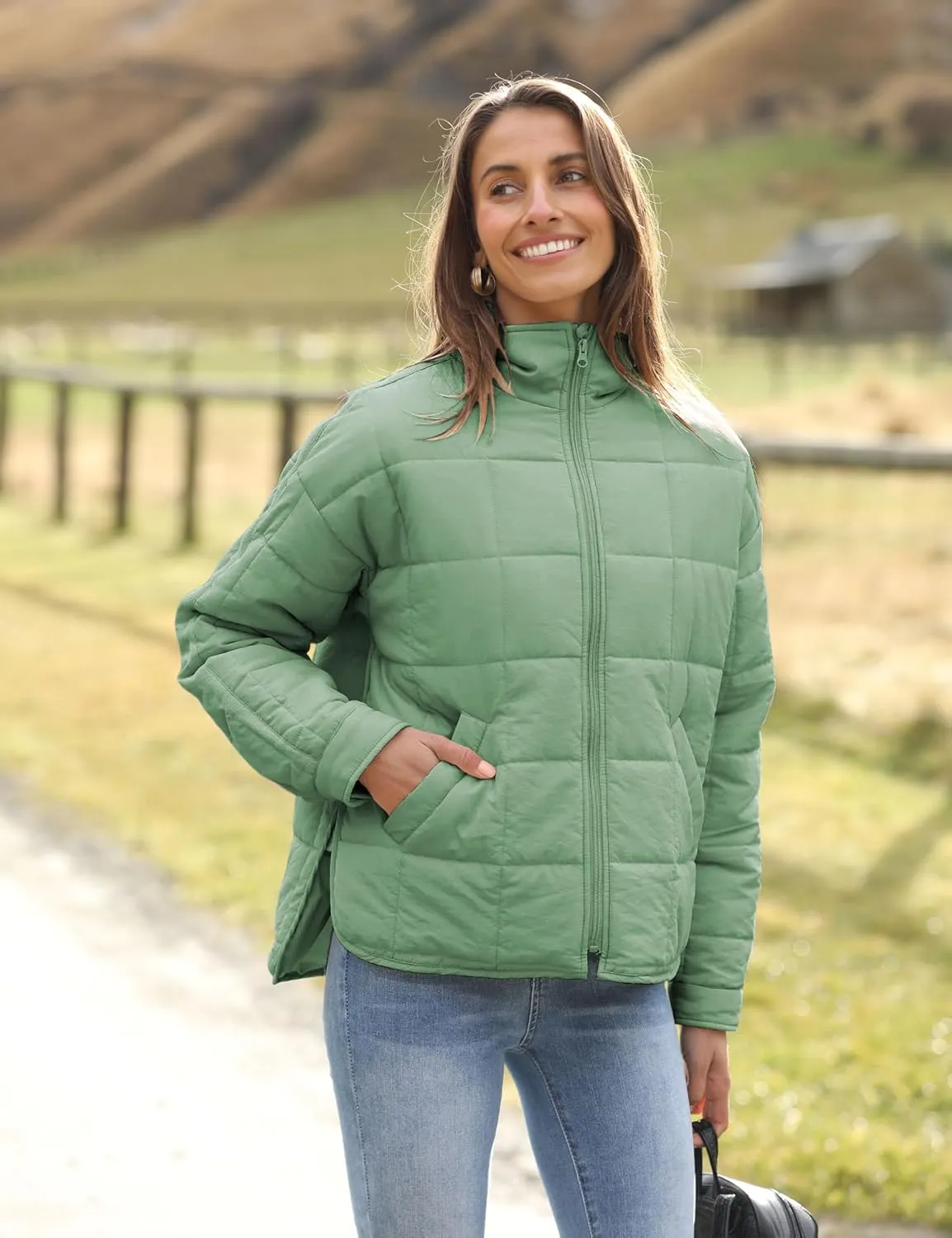 Omoone Women's Quilted Puffer Jacket Zip Up Oversized Lightweight Padded Down Coat Outerwear