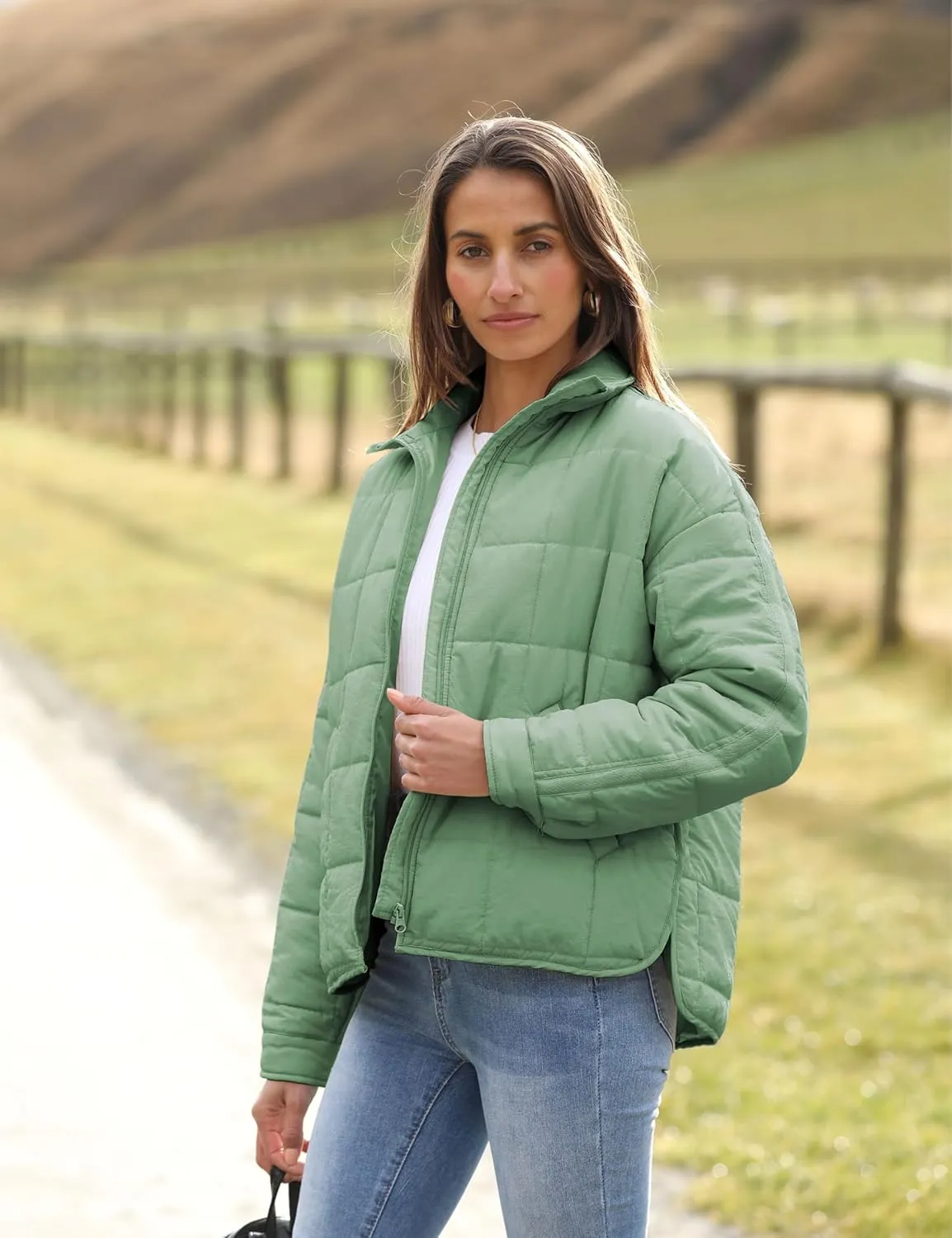 Omoone Women's Quilted Puffer Jacket Zip Up Oversized Lightweight Padded Down Coat Outerwear