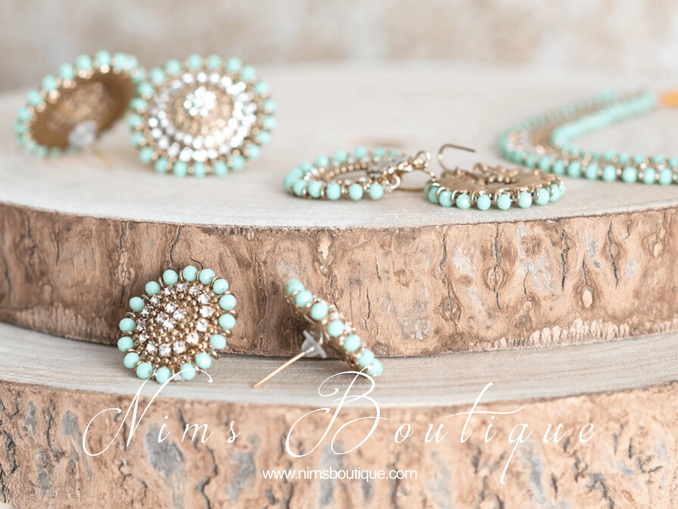 Royal Light Mint Stud earrings