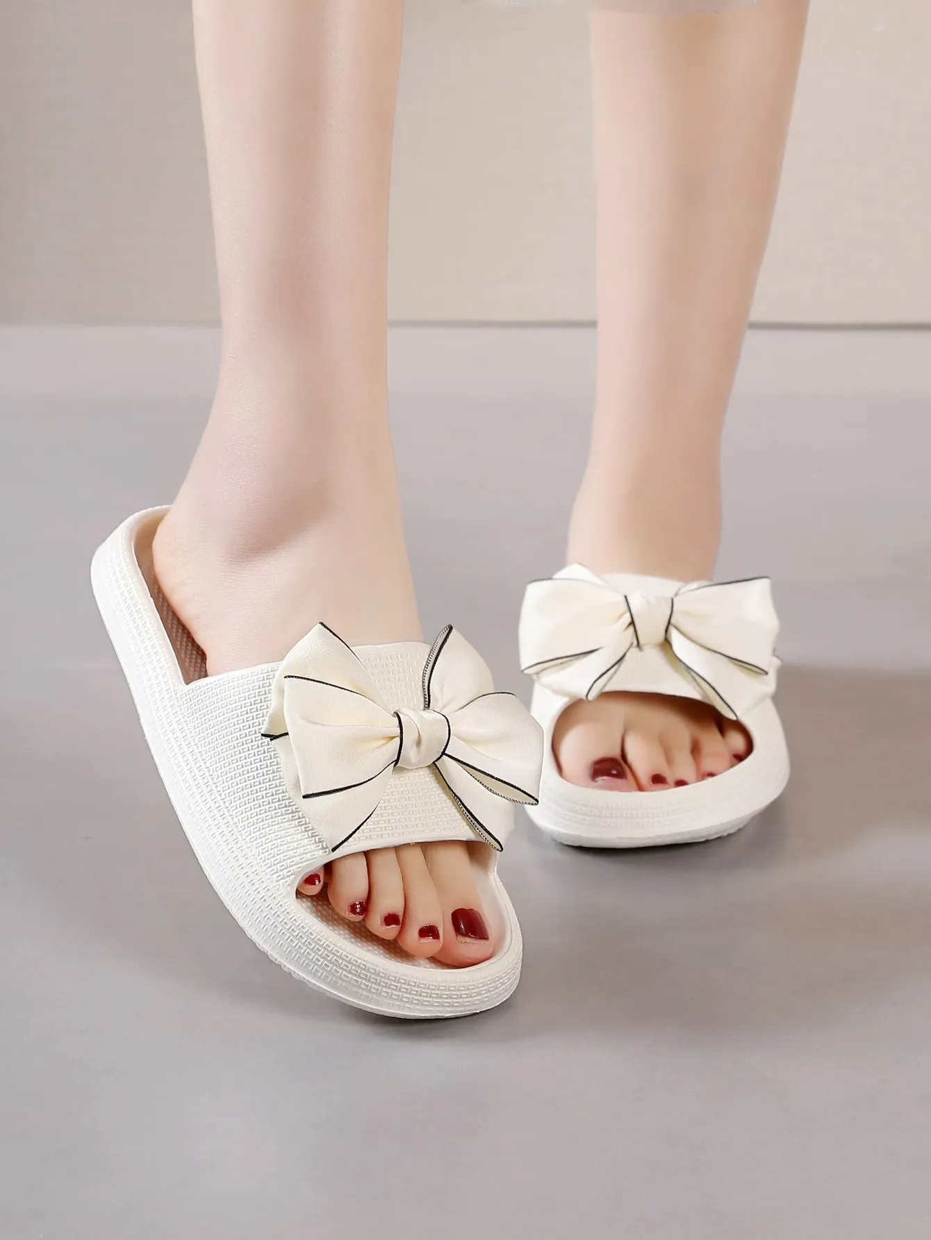 SHEIN Women Bow Decor Slides, Preppy White Solid Slides