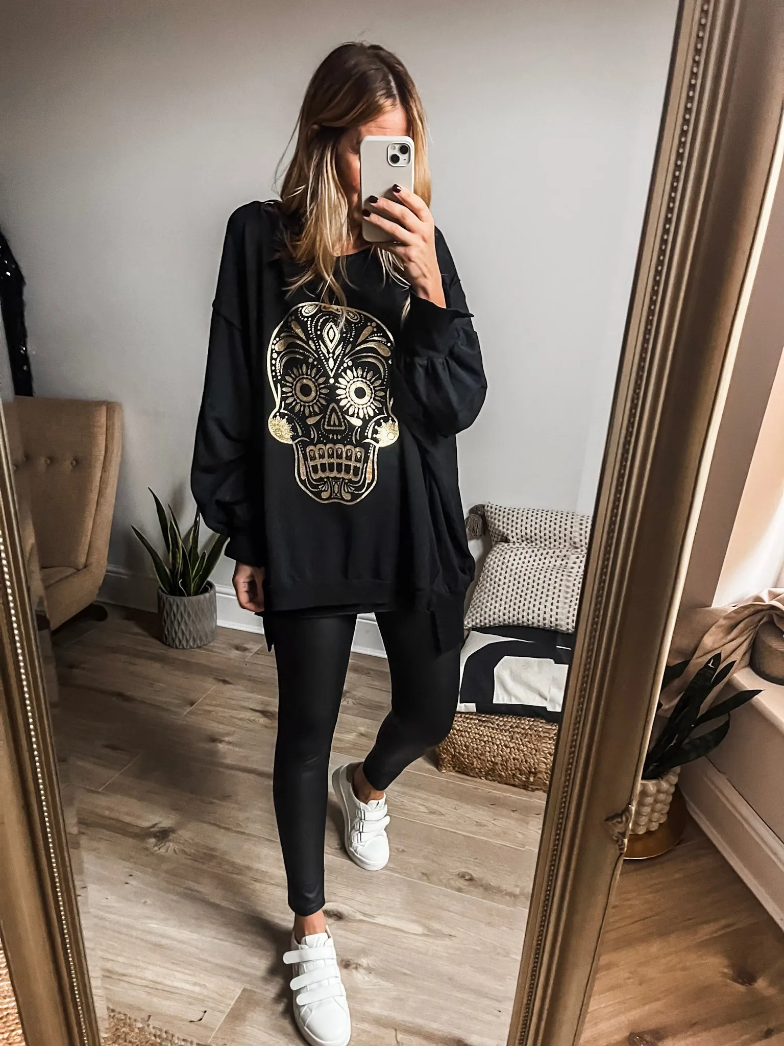 Skull Sweat Top