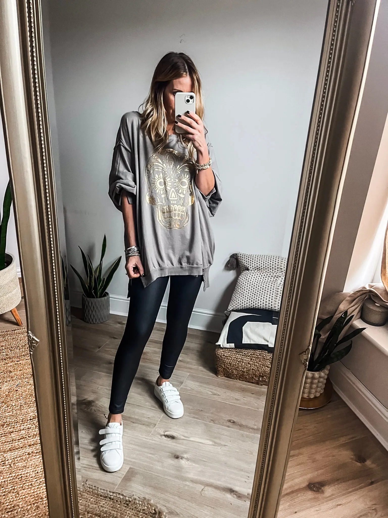 Skull Sweat Top