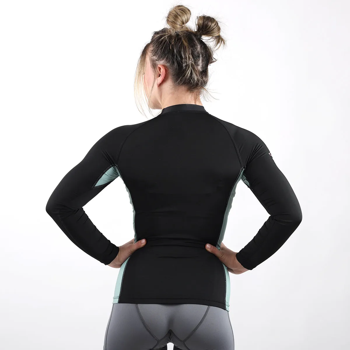 Standard Issue Women's L/S Rash Guard 2-PACK (Vintage Blue, Deep Green)
