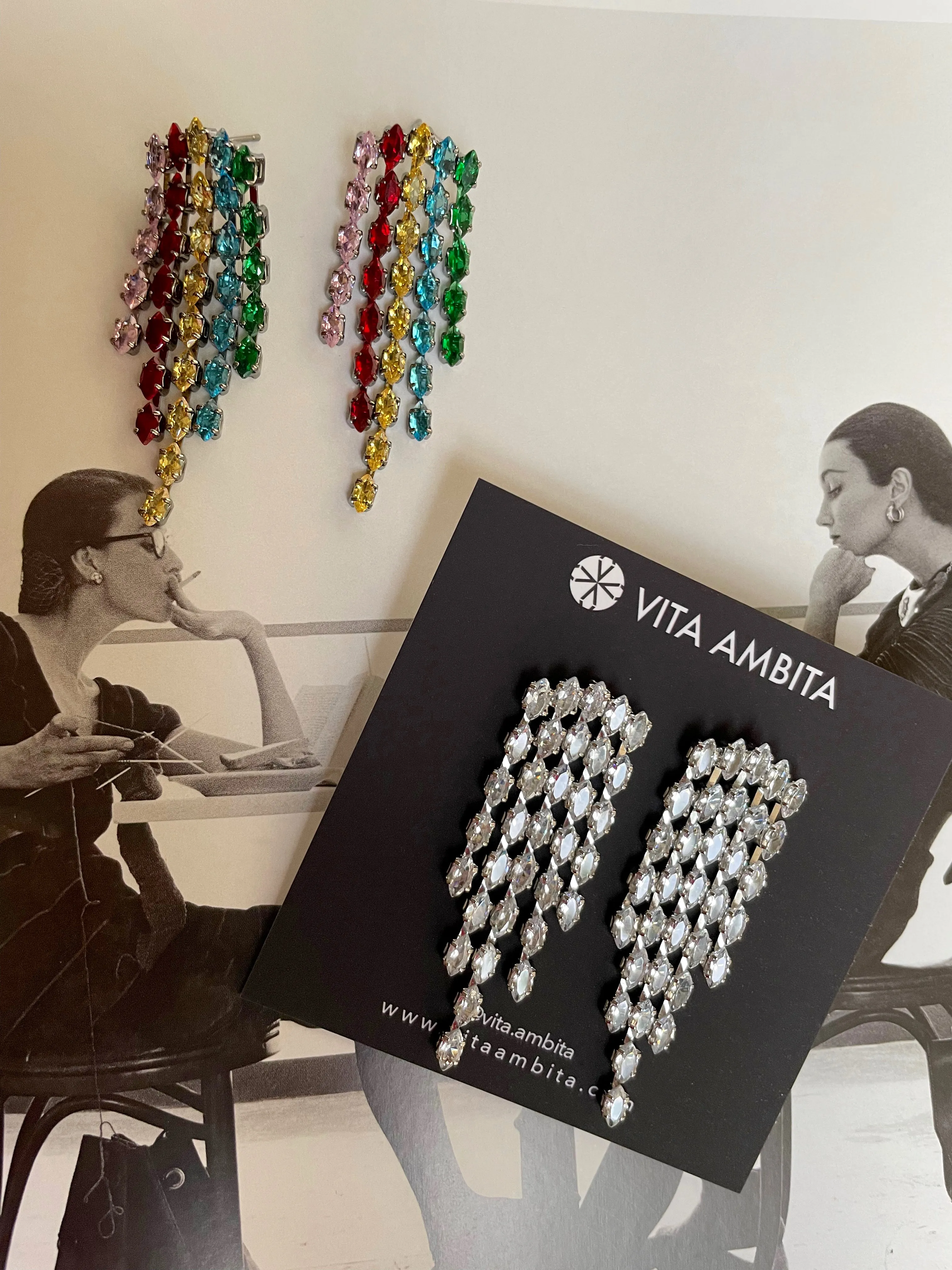 Zircon tassel earrings